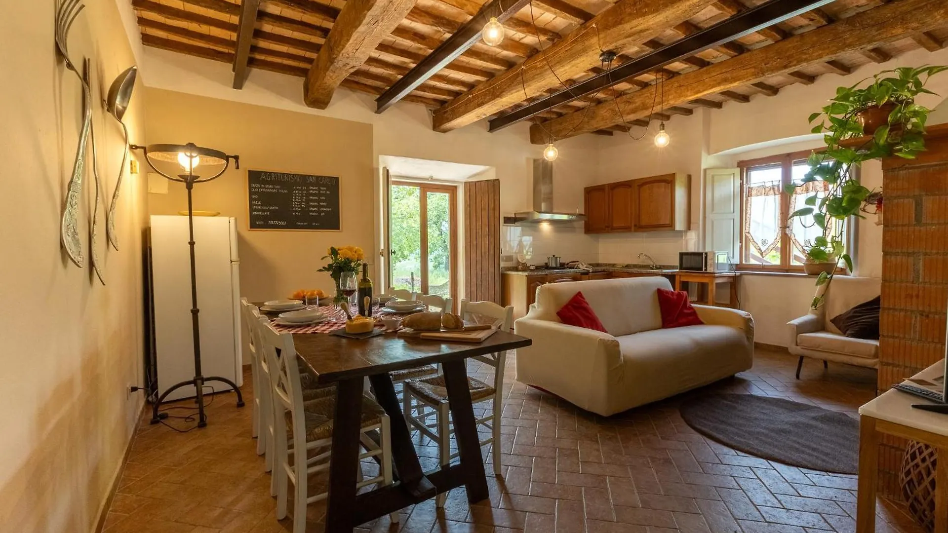 Alloggio per agriturismo Agriturismo San Carlo Pomarance