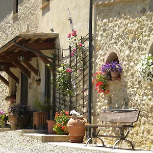  Alloggio per agriturismo Agriturismo Incanto Del Fiume